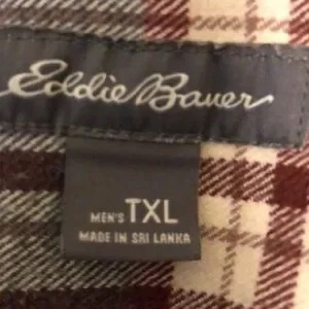 Eddie Bauer Men's Black & Cream Plaid Button-Down Shirt - Picture 7 of 12